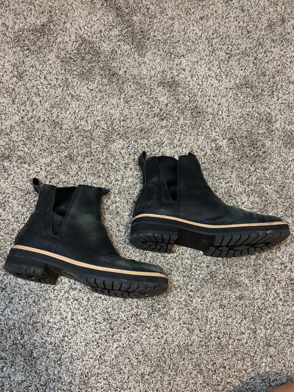 Women’s Tom’s Chelsea Boots - Size: 7.5